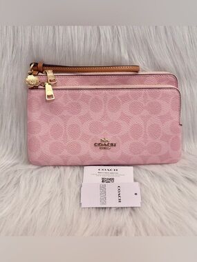 NWT Coach CEF61 Double Zip Wristlet In Signature Canvas With Charms Powder Pink
